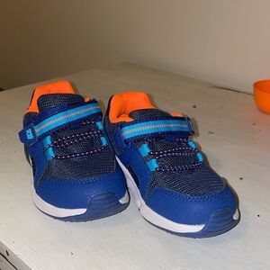 Brand new Toddler Stride Rite, light up, tennis shoes, NWOT